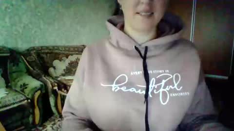 Snapshot of awesomeladyy chatting on 10.01.25 awesomeladyy online show from 10.01.25