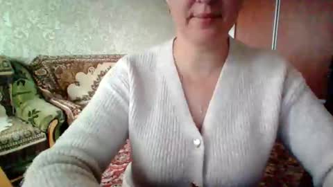 Snapshot of awesomeladyy chatting on 10.10.25 awesomeladyy online show from 10.10.25