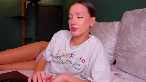 Snapshot of awgustina_sweetheart22 chatting on 01.24.25 Awgustina online show from 01.24.25