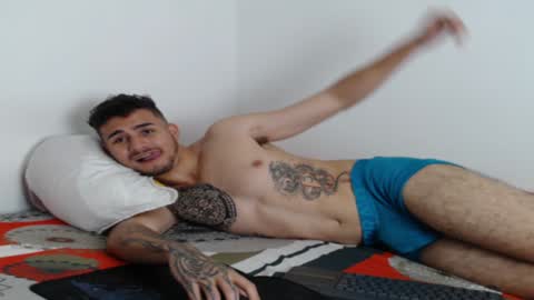 Axel online show from 01.14.25