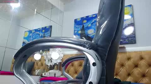 Snapshot of axel_castillo21 chatting on 02.21.26 Axel online show from 02.21.26