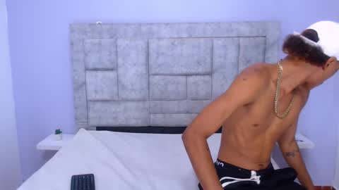 axel_diamond online show from 02.19.25