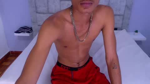 axel_diamond online show from 02.20.25