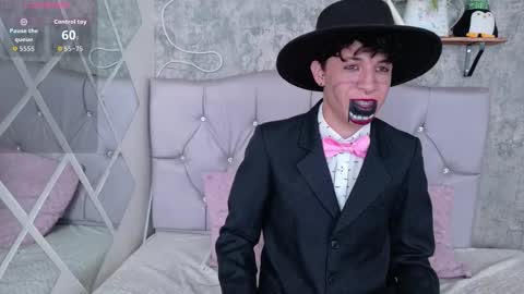 Axel Evanss online show from 10.21.25