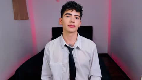 Snapshot of axel_inkshade chatting on 07.18.26 Axel online show from 07.18.26