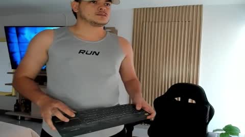 Snapshot of axel_luxe1 chatting on 03.15.26 Axel online show from 03.15.26