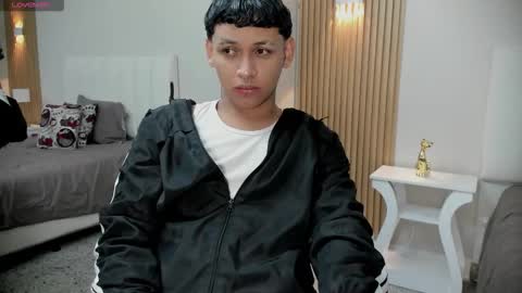 Alex online show from 11.18.25