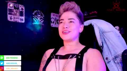 Snapshot of axel_rouse1 chatting on 10.03.25 Axel Rouse online show from 10.03.25