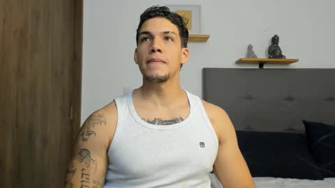 INDEPENDENT MODEL  online show from 09.09.25