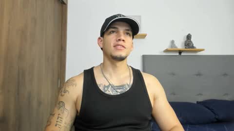 Snapshot of axel_taylor21 chatting on 10.20.25 INDEPENDENT MODEL online show from 10.20.25