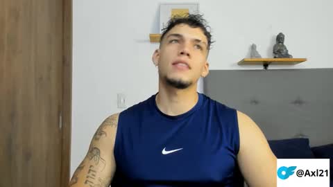 Snapshot of axel_taylor21 chatting on 11.01.25 INDEPENDENT MODEL online show from 11.01.25