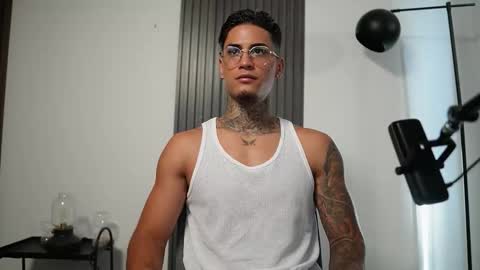 Agustin online show from 10.28.25