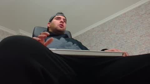 Snapshot of axelcolton chatting on 12.28.24 AxelColton online show from 12.28.24