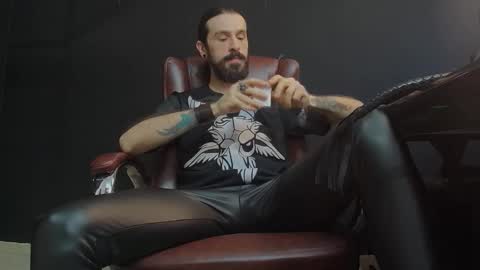 Snapshot of axelcolton chatting on 01.09.25 AxelColton online show from 01.09.25