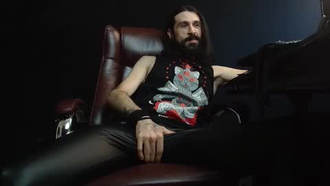 Snapshot of axelcolton chatting on 01.10.25 AxelColton online show from 01.10.25