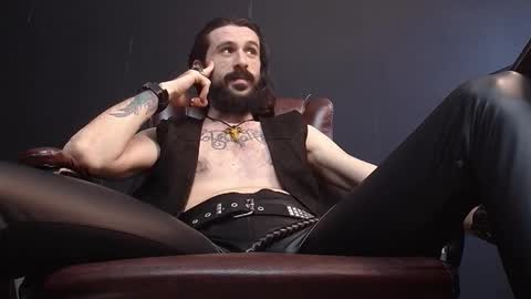 Snapshot of axelcolton chatting on 02.07.25 AxelColton online show from 02.07.25