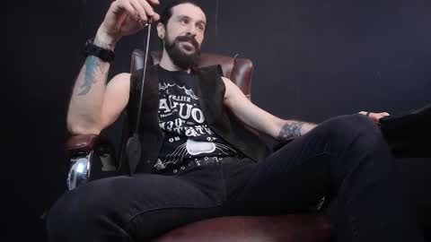 Snapshot of axelcolton chatting on 02.15.25 AxelColton online show from 02.15.25