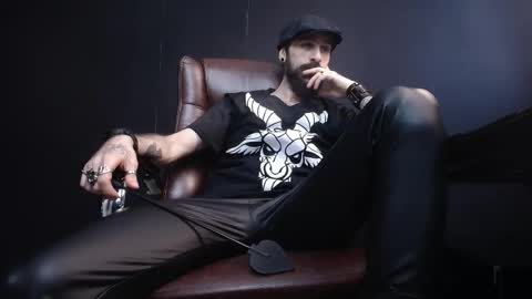 Snapshot of axelcolton chatting on 02.16.25 AxelColton online show from 02.16.25