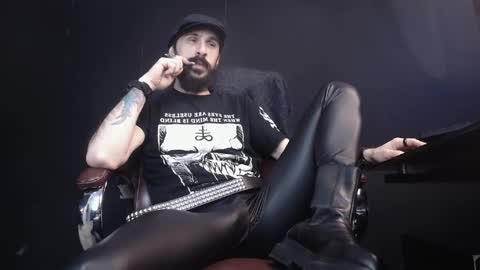 Snapshot of axelcolton chatting on 02.23.25 AxelColton online show from 02.23.25