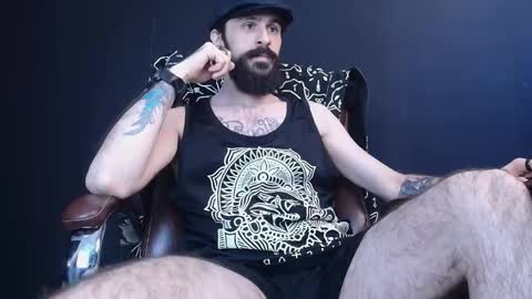 Snapshot of axelcolton chatting on 03.09.25 AxelColton online show from 03.09.25