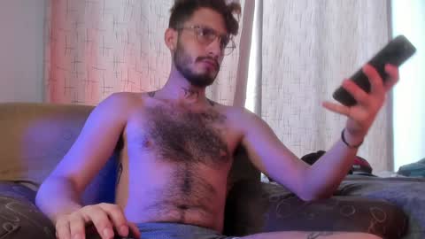    online show from 02.02.25