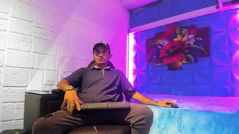 Axell Cross2 online show from 10.05.25