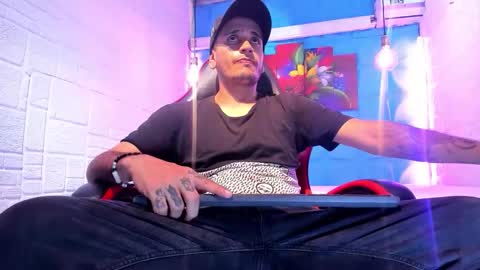 Axell Cross2 online show from 02.20.26