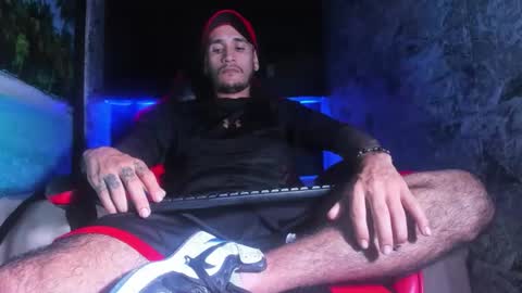 Axell Cross2 online show from 03.26.26