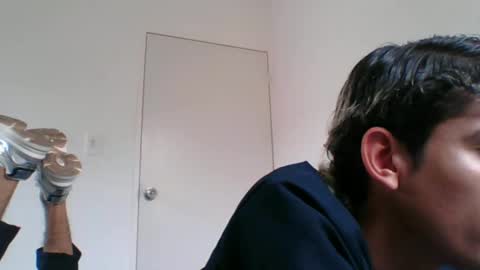 Snapshot of axellatino_ chatting on 02.07.25 Axel online show from 02.07.25