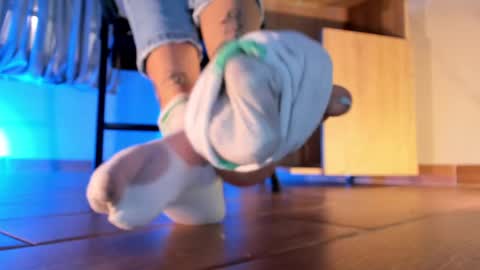 im your little femboy  ALEX   online show from 02.13.25