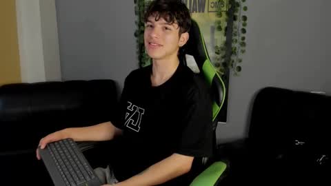 Axel Raven online show from 12.12.24