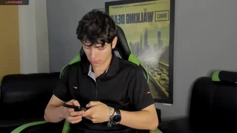 Axel Raven online show from 12.31.24