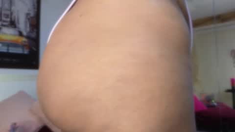 Axhley online show from 10.18.25