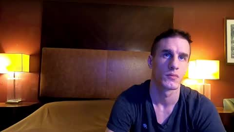 Axl online show from 12.12.24