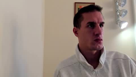 Axl online show from 12.04.25