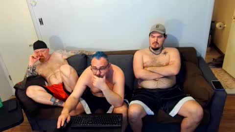 Snapshot of axledom chatting on 02.26.25 Axledom online show from 02.26.25