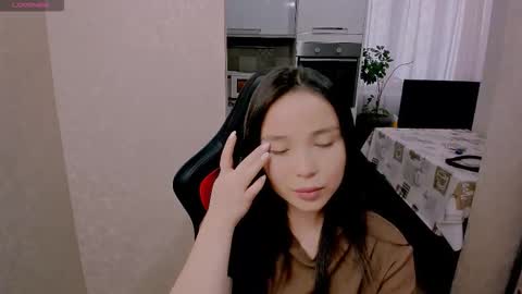 Aya Moon online show from 11.27.25