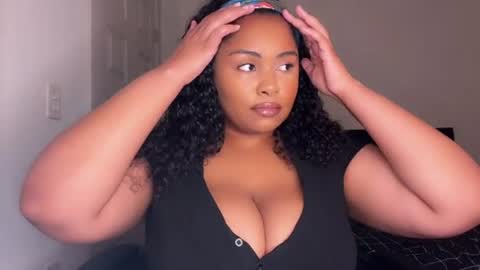 Snapshot of ayacolada chatting on 07.02.26 Aya online show from 07.02.26