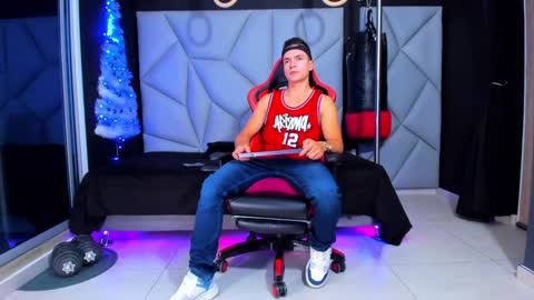 Ayden Miller online show from 12.03.24