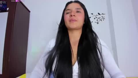 Mariana online show from 10.06.25