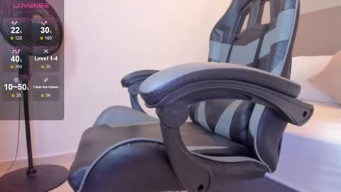 Snapshot of ayla13_ chatting on 04.30.26 Alyda Jaramillo online show from 04.30.26