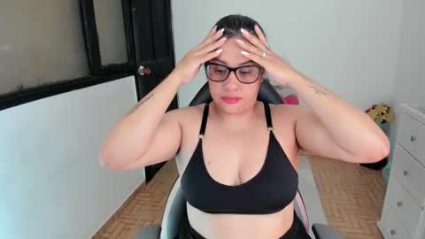 Snapshot of aylaislem chatting on 10.02.25 SandyMODELINDEPENDIENT online show from 10.02.25