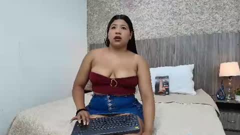 Ayleen Collins online show from 06.30.26