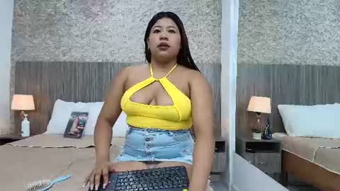 Ayleen Collins online show from 07.06.26