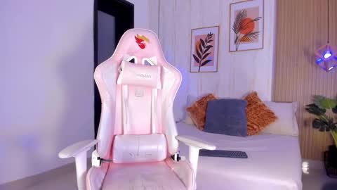 Ayleen online show from 11.29.25