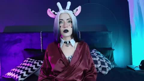 Aylen online show from 10.13.25