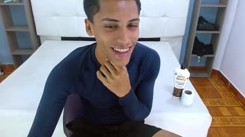 Aylen  online show from 02.16.25