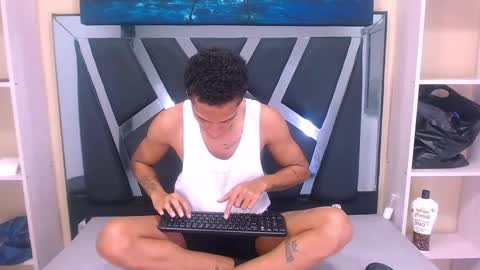 Aylen  online show from 02.18.25