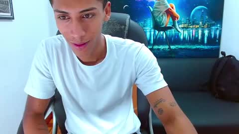 Aylen  online show from 02.21.25