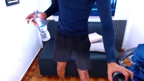 Aylen  online show from 03.05.25